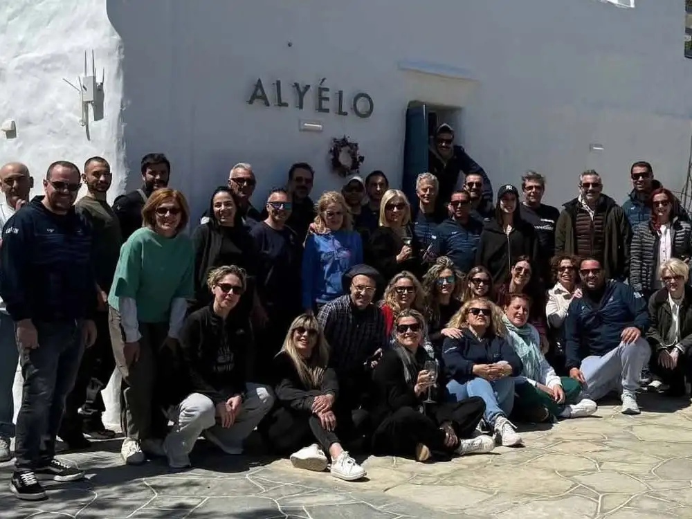 Ιατρική Αποστολή στη Σίφνο: Μια Γέφυρα Προσφοράς και Συνεργασίας